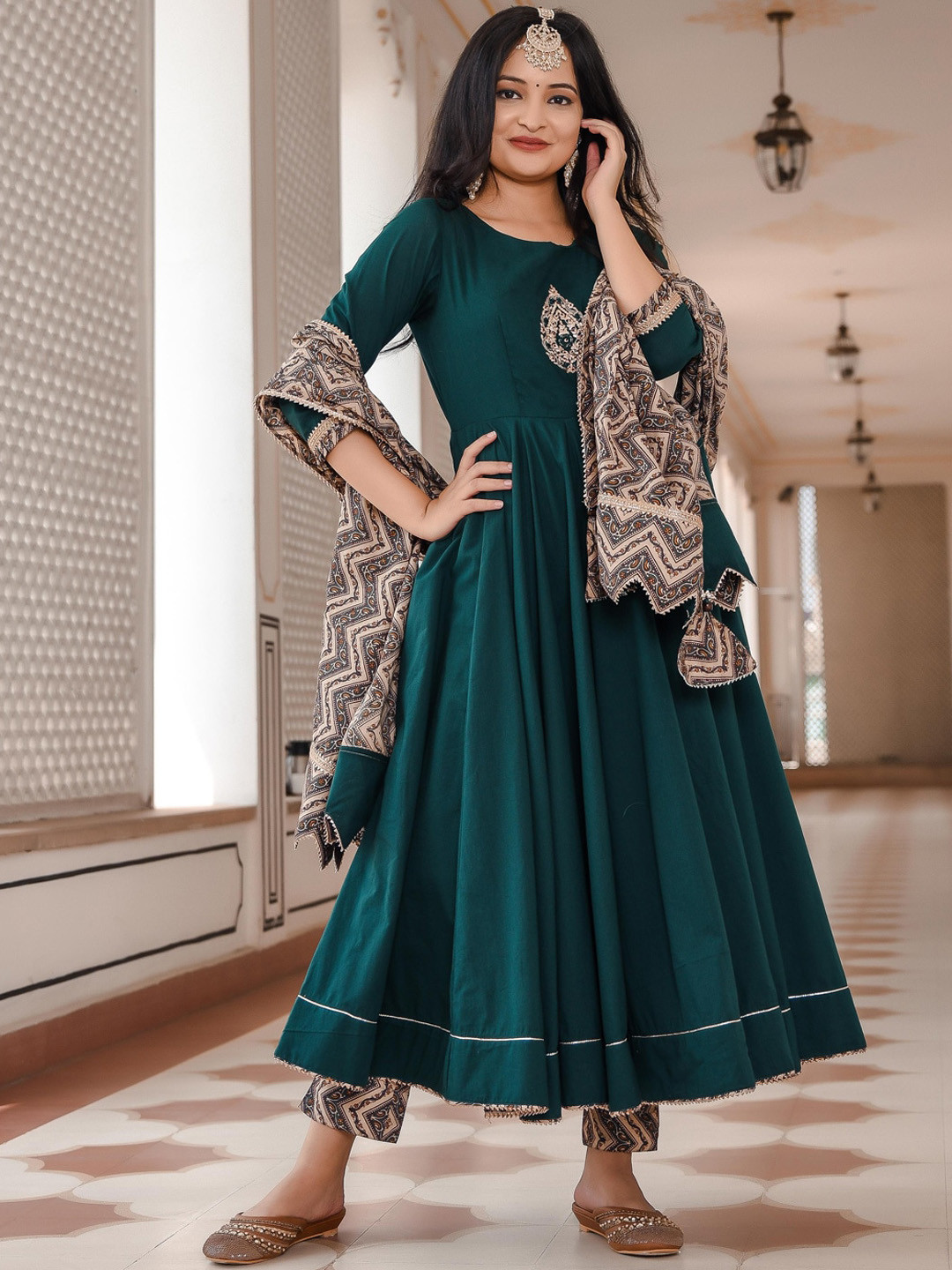 Indian Virasat Women Sea Green Empire Gotta Patti Pure Cotton Kurta Trousers & Dupatta