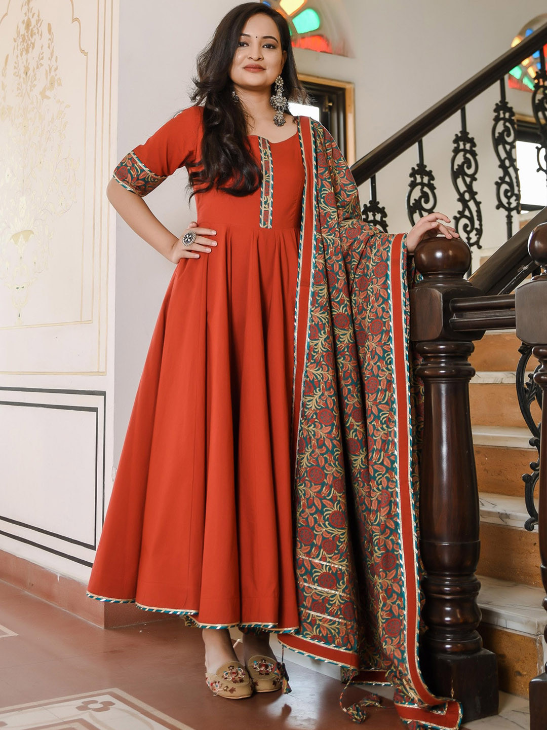 Indian Virasat Women Copper-Toned Floral Printed Panelled Pure Cotton Kurta with Trousers & With Dupatta