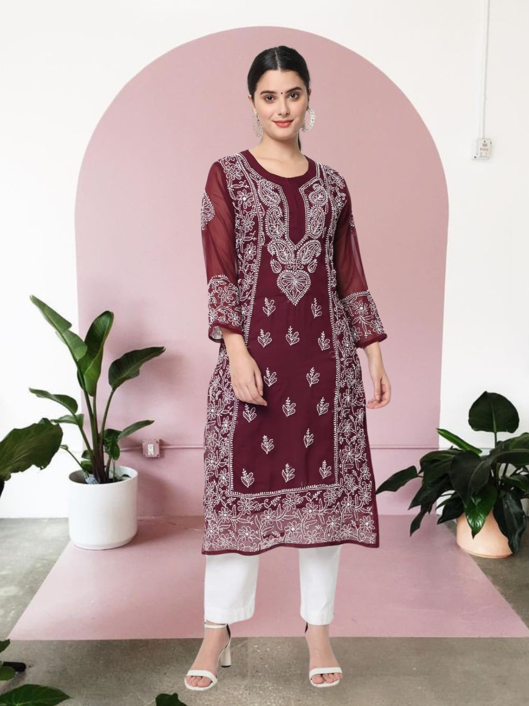 PARAMOUNT CHIKAN Women Burgundy Paisley Embroidered Chikankari Kurta