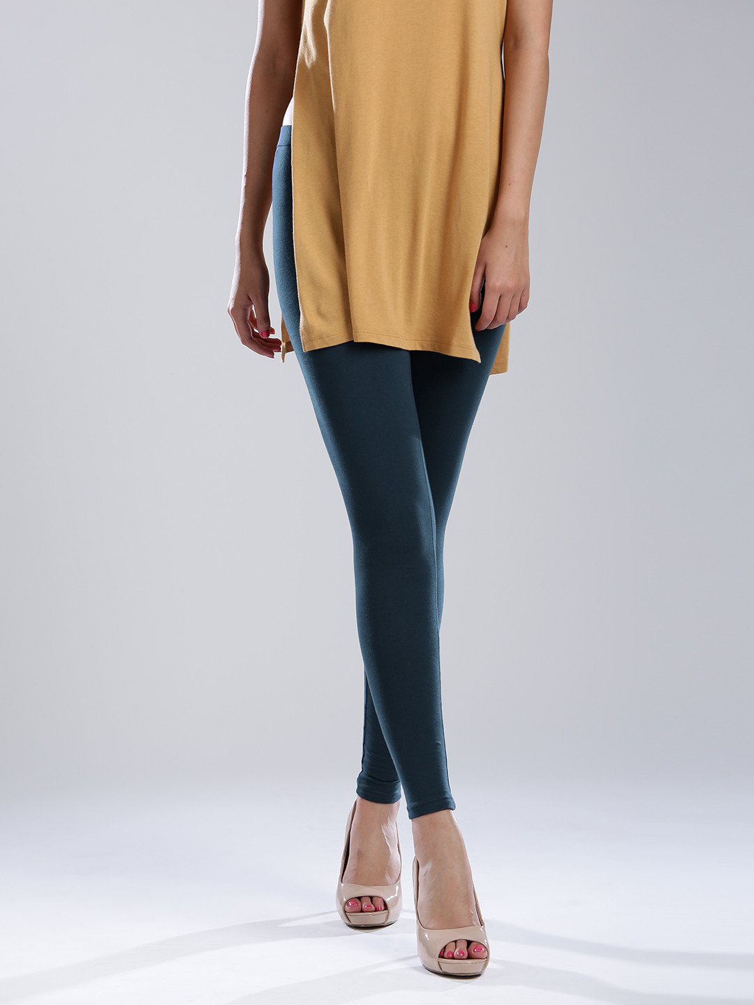 W Teal Blue Ankle-Length Leggings
