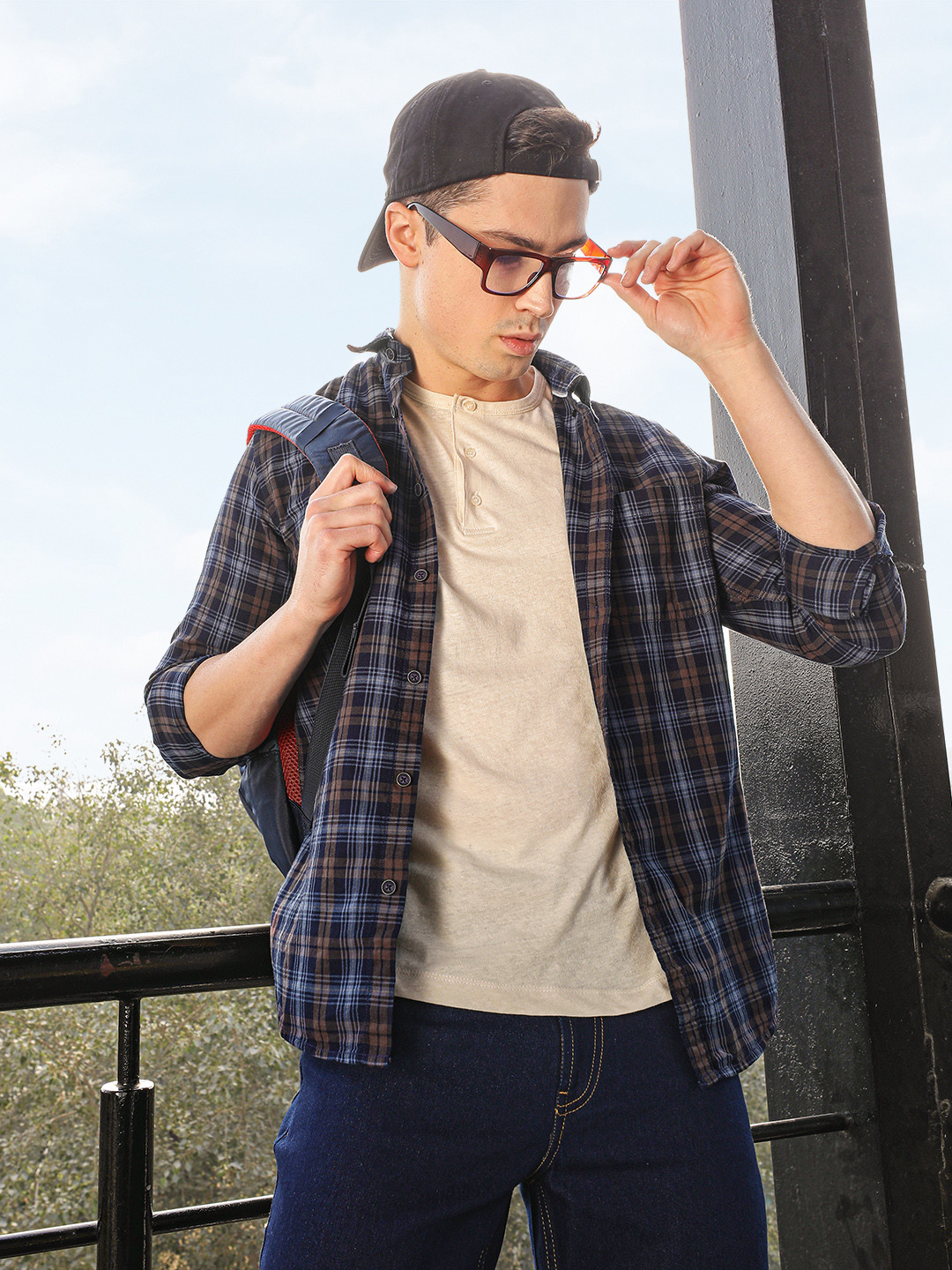 Flying Machine Men Navy Blue & Brown Slim Fit Tartan Checked Pure Cotton Casual Shirt