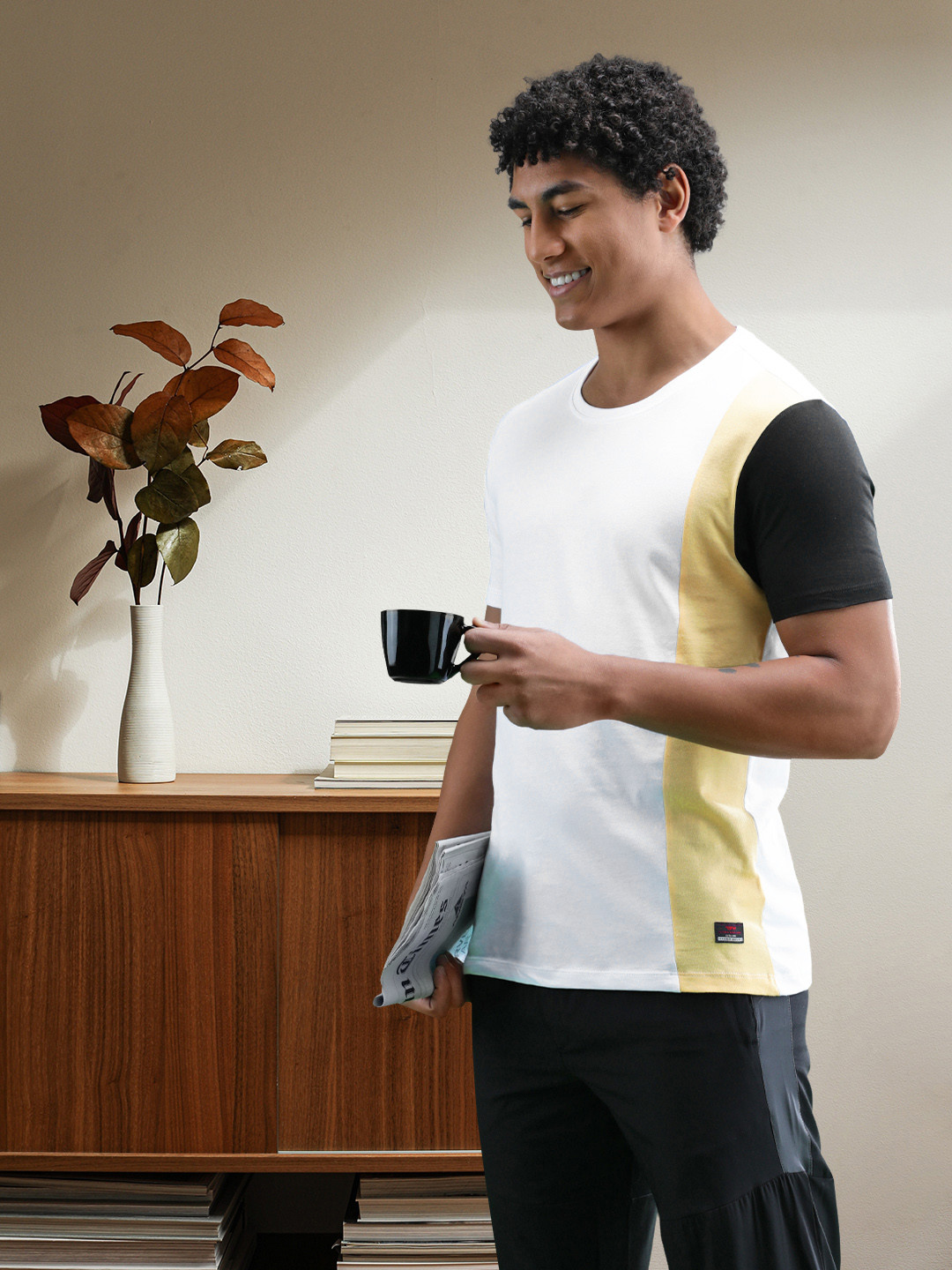Flying Machine Men White & Yellow Striped Pure Cotton T-shirt