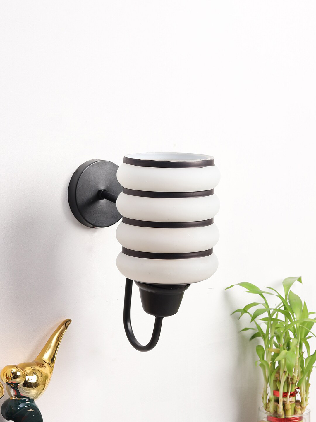 Foziq Black Wall Lamp