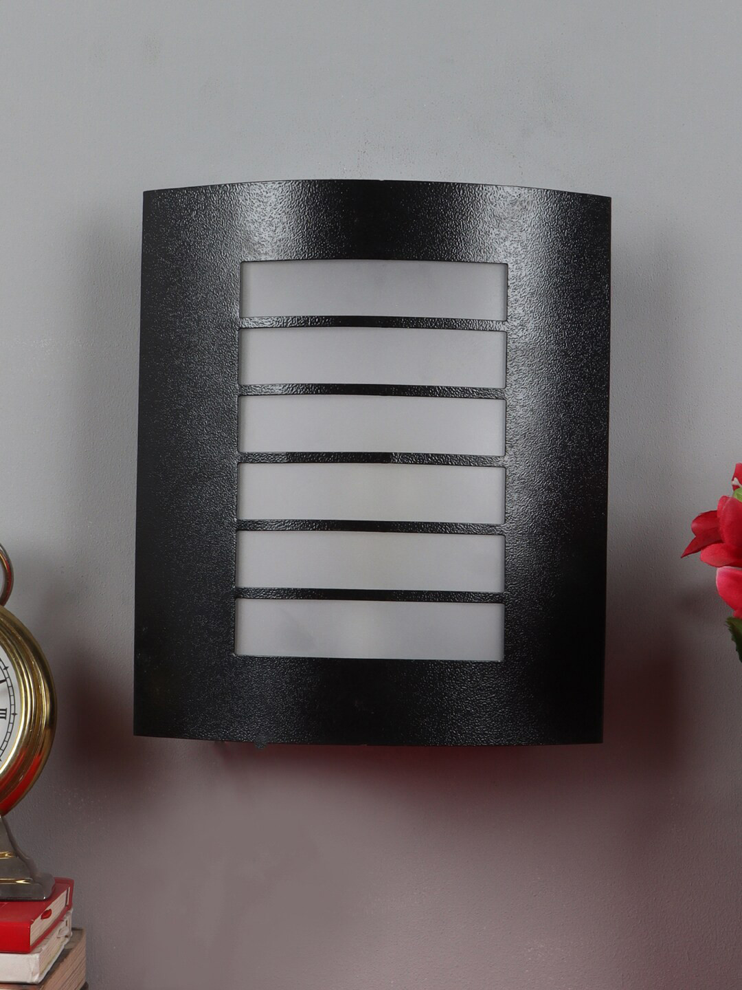 Foziq White Metal Wall Lamps