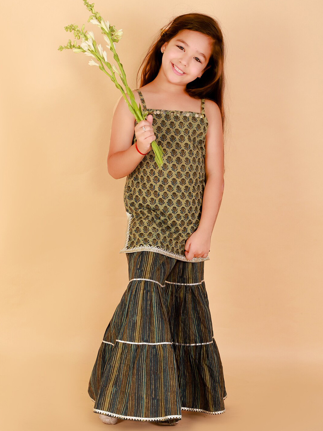 LIL DRAMA Girls Green Floral Printed Pure Cotton Kurta with Sharara