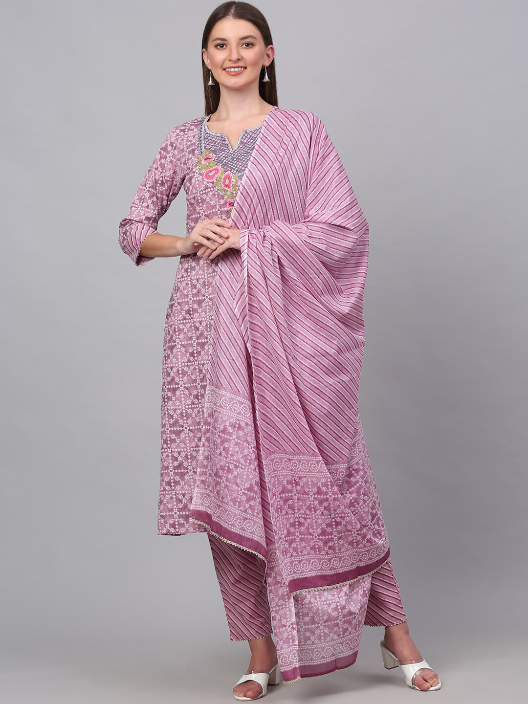 Kamayra Women Mauve Bandhani Thread Work Pure Cotton Kurta with Trousers & Dupatta