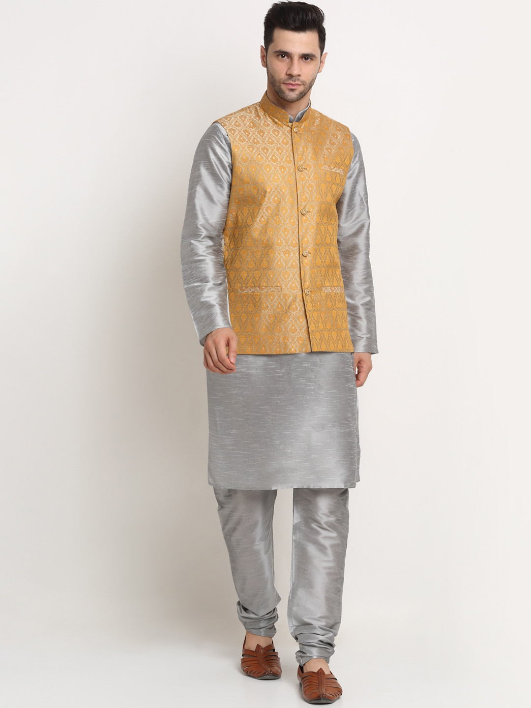 KRAFT INDIA Men Silver & Gold Silk Blend Kurta & Churidar with Printed Nehru jacket