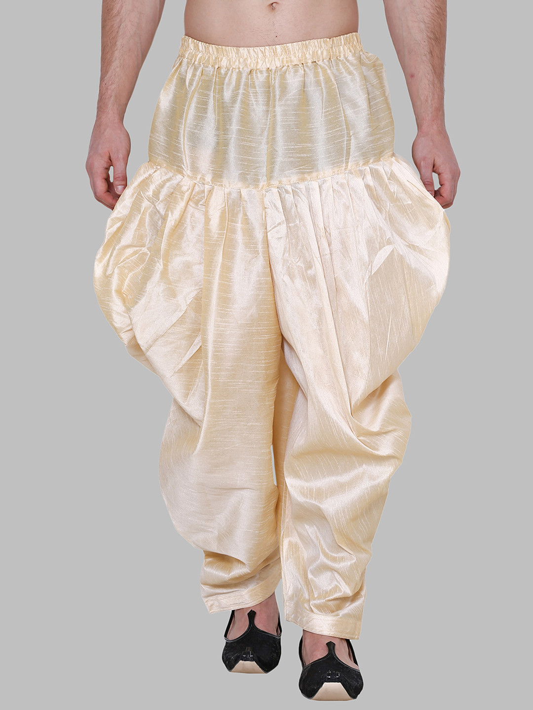 ROYAL KURTA Men Cream-Coloured Solid Silk Pyjama