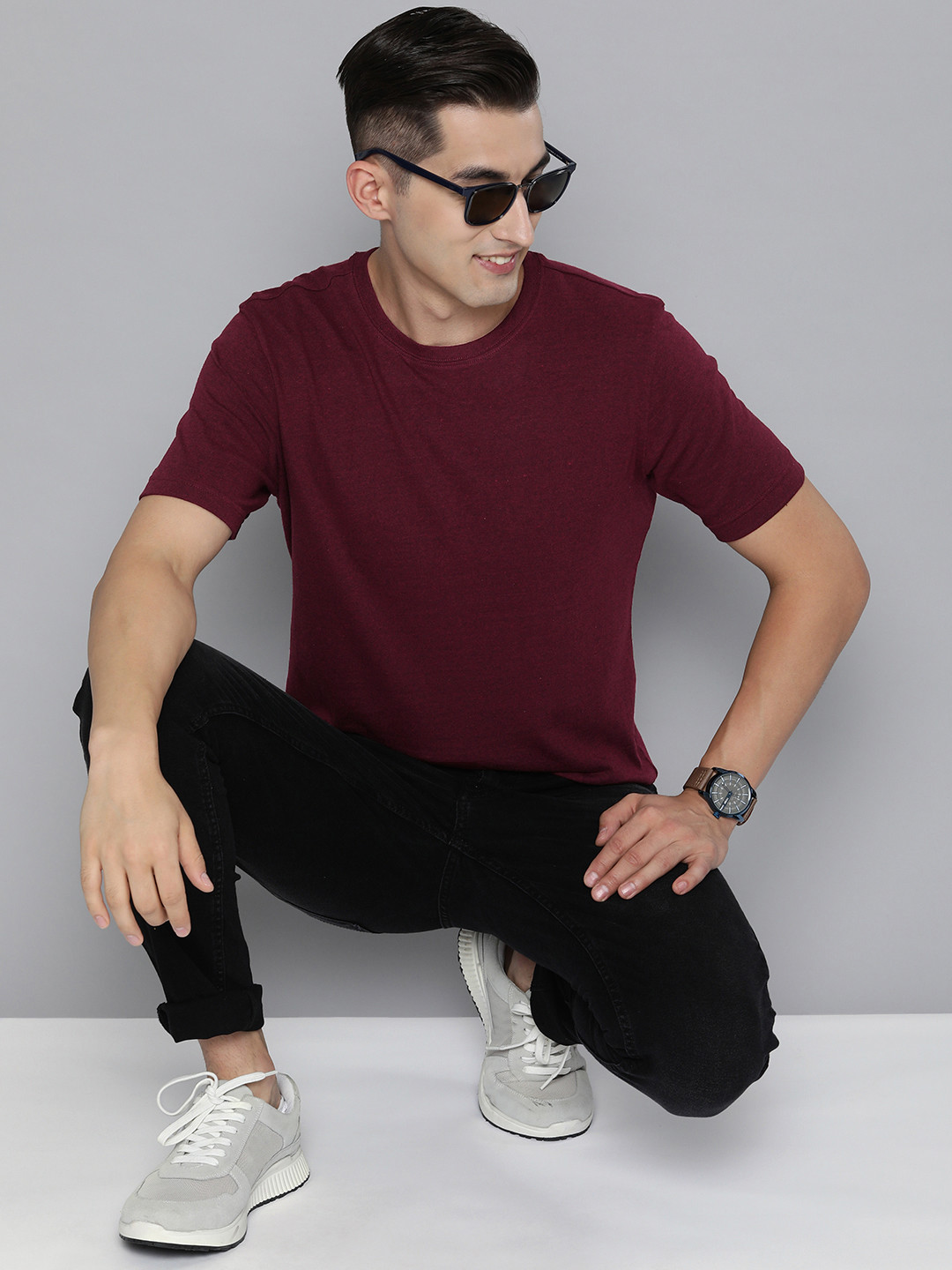 HERE&NOW Men Burgundy Solid T-shirt