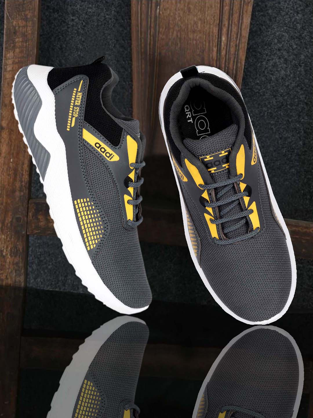 aadi Men Grey Casual Sneakers