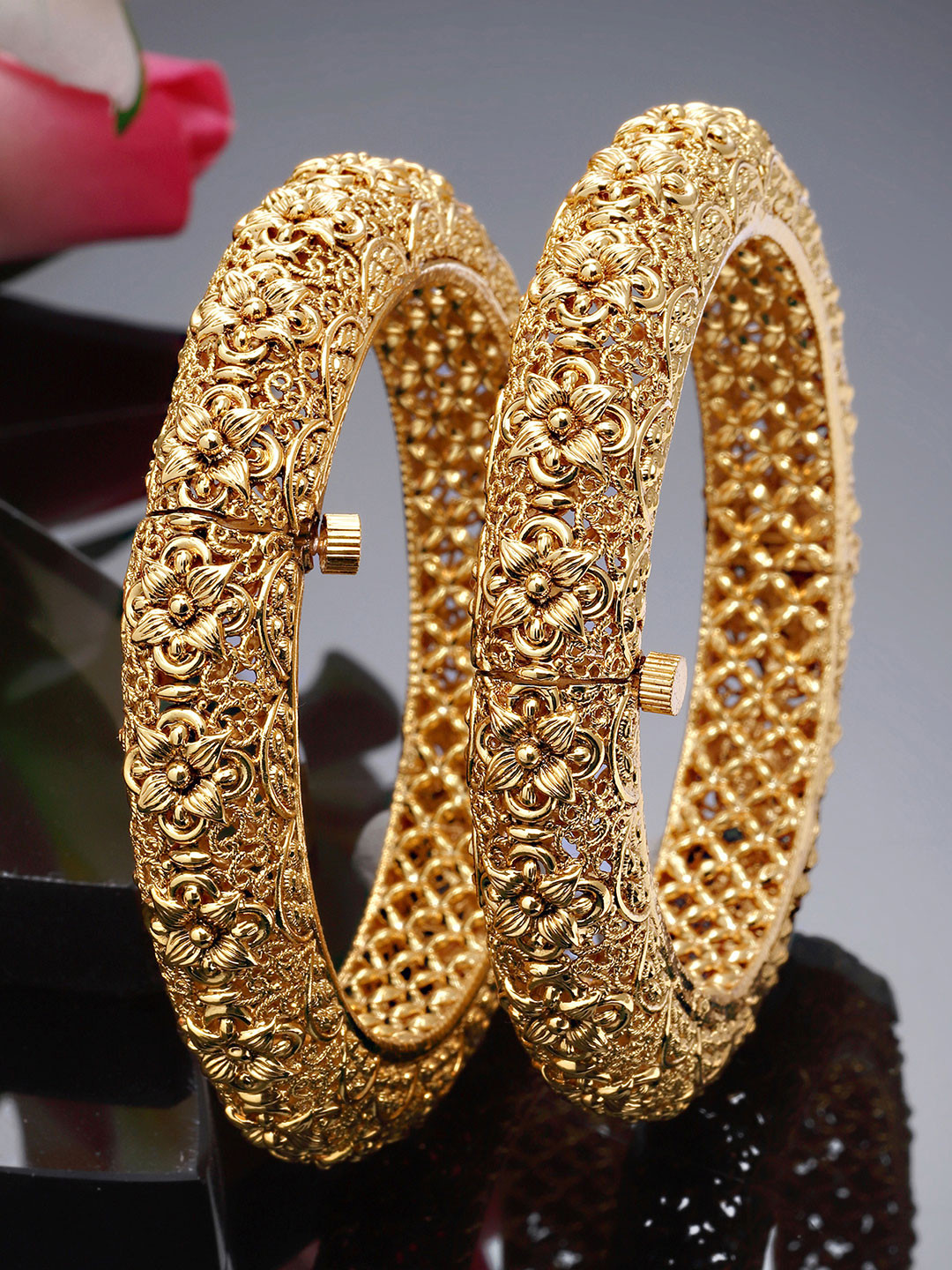 KARATCART Set Of 2 Gold-Plated Kundan-Studded Bangles