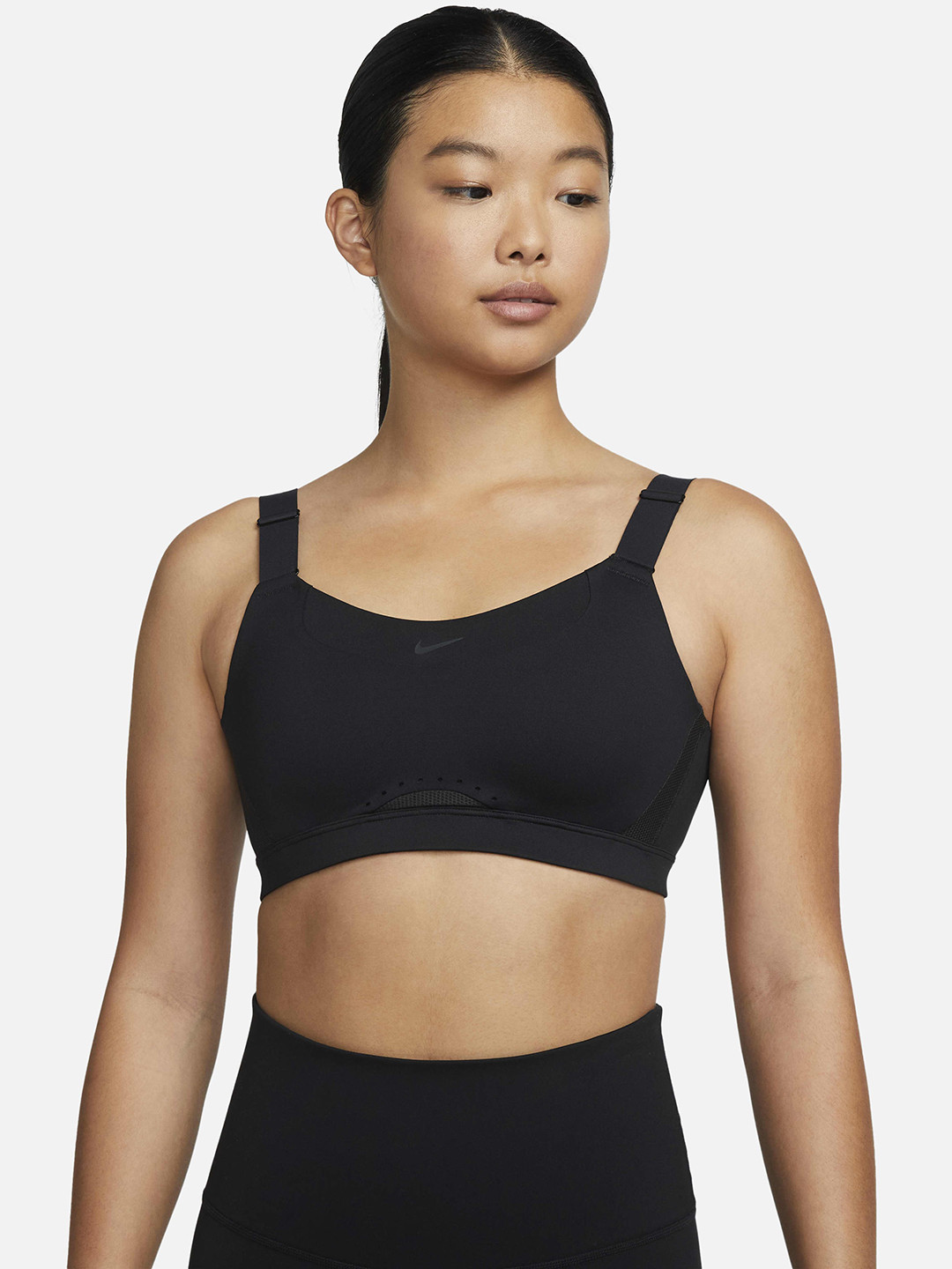Nike Solid Lightly Padded Bra