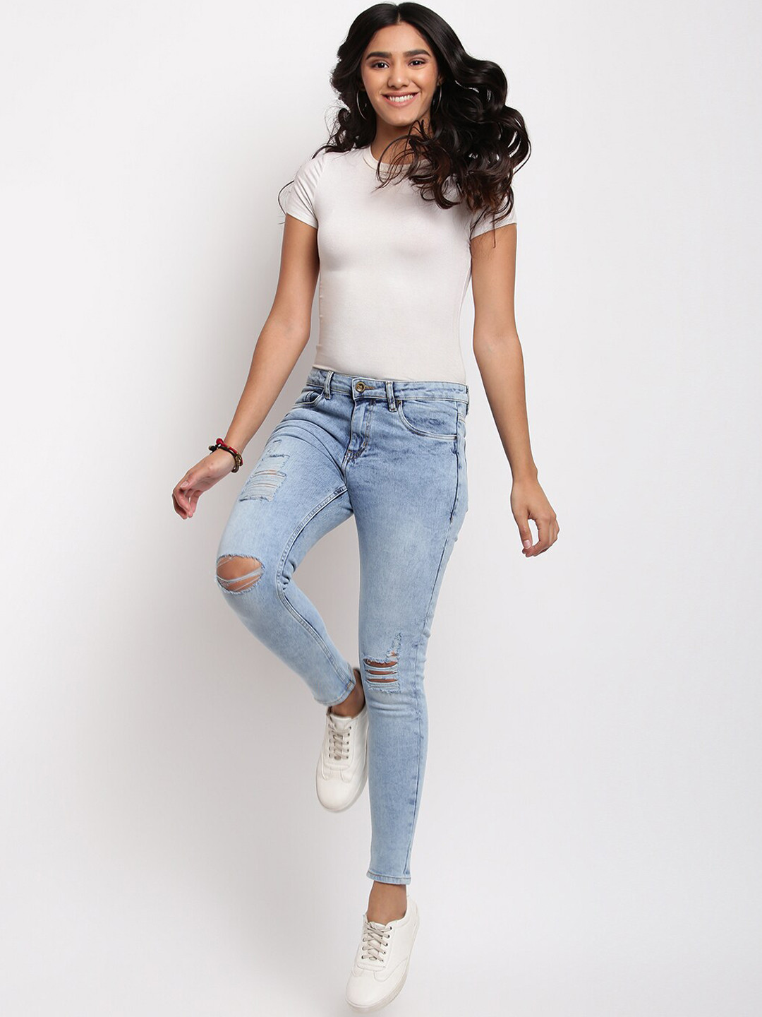 TALES & STORIES Women Blue Skinny Fit Slash Knee Heavy Fade Stretchable Jeans