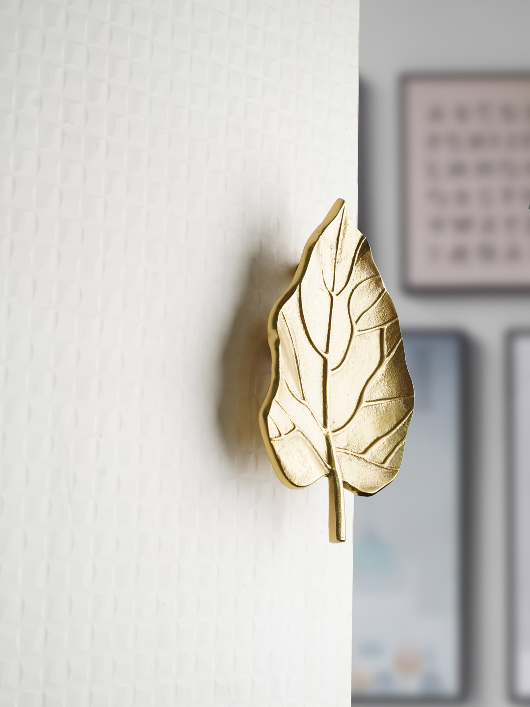 Folkstorys Gold-Toned Leaf Interior Cabinet Drawer Knobs