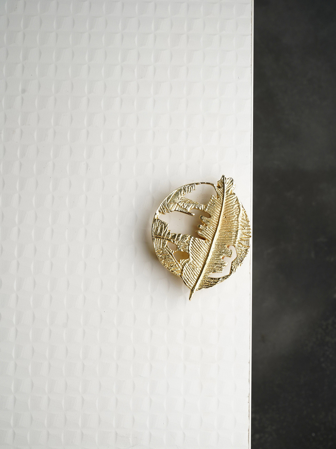 Folkstorys Golden-Coloured Solid Iron Door Knob