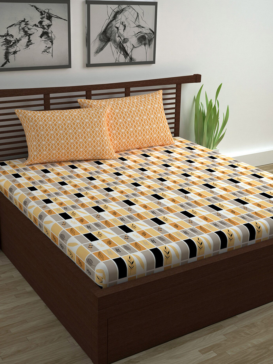 Divine Casa Vibrant Beige Geometric Cotton 120 TC Fitted Queen Bedsheet with 2 Pillow Covers-94 x 87 inches