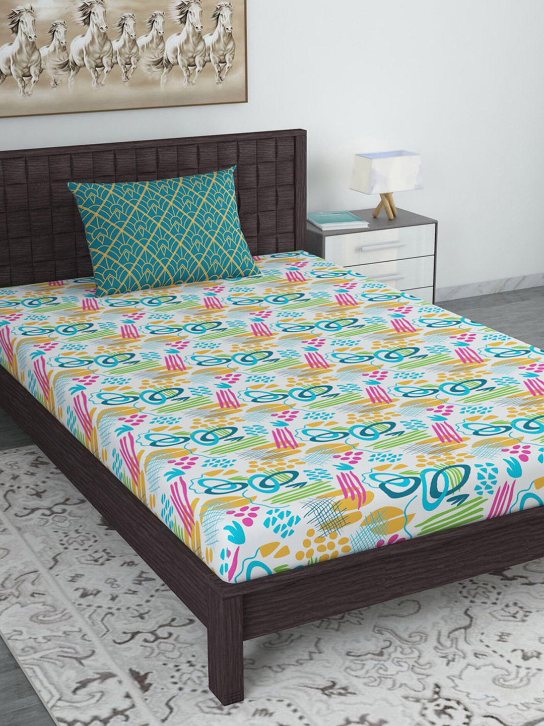 Divine Casa Vibrant Green Abstract Cotton 120 TC Single Bedsheet with a Pillow Cover-87 x 55 inches