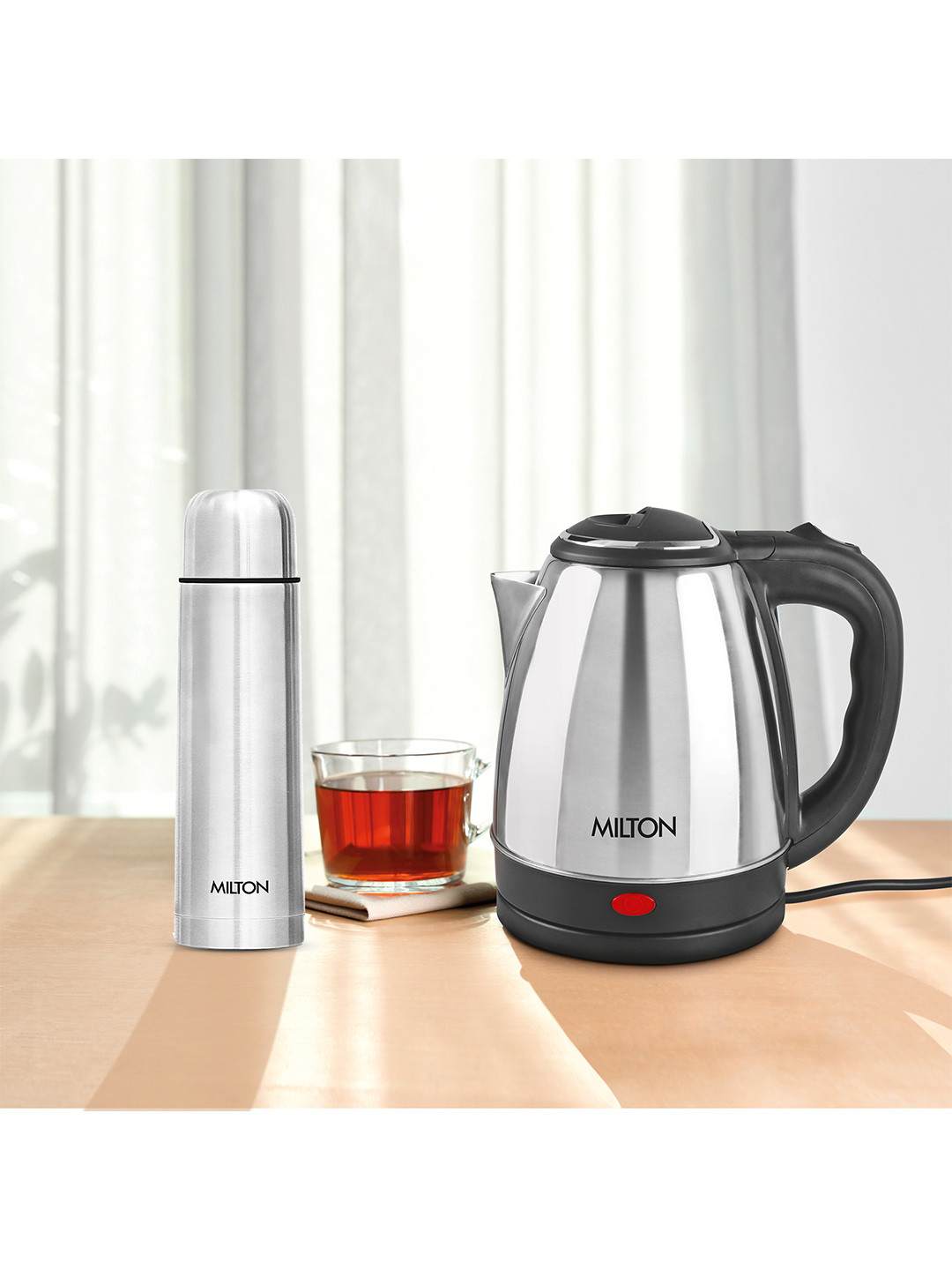 Milton Silver Combo 2 Pcs Black Set Go Electro Kettle & Flip Lid With Jacket 2 L & 1 L