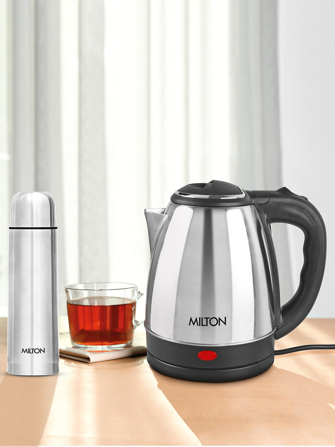 Milton Silver Combo Set Go Electro Kettle 1.5 Ltrs & Flip Lid Thermos Sets 750 ml