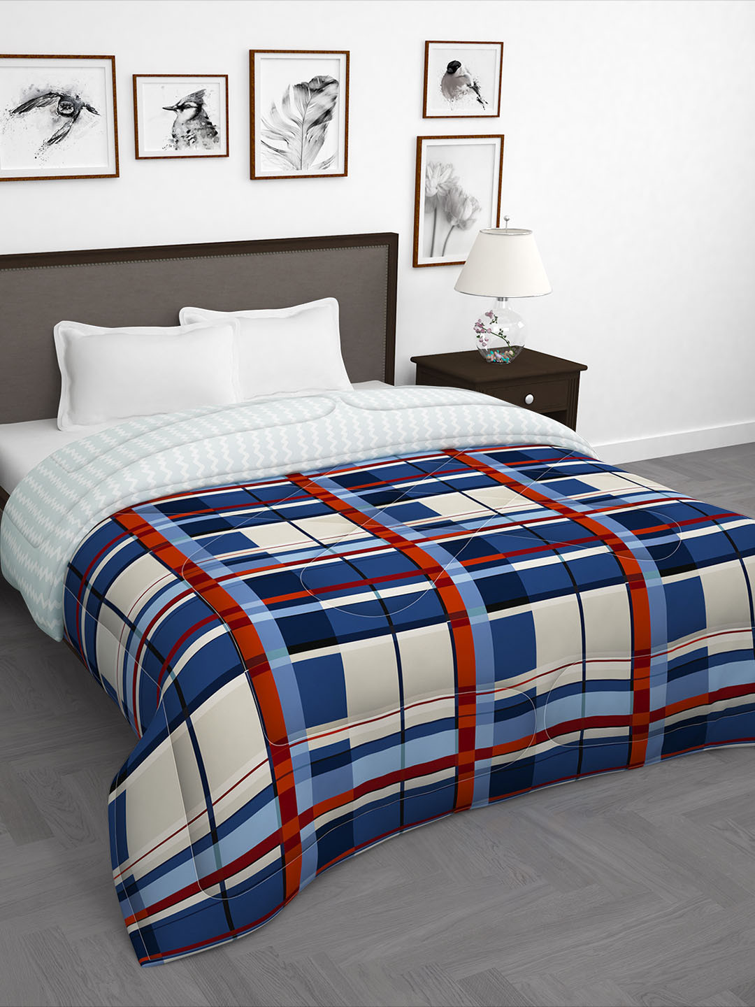 Story@home Beige & Blue Geometric AC Room Double Bed Comforter