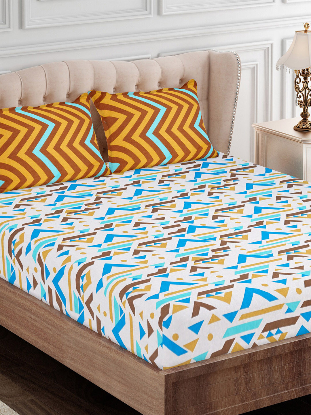 SEJ by Nisha Gupta Blue Geometric Cotton 144 TC Queen Bedsheet with 2 Pillow Covers-87 x 94 inches