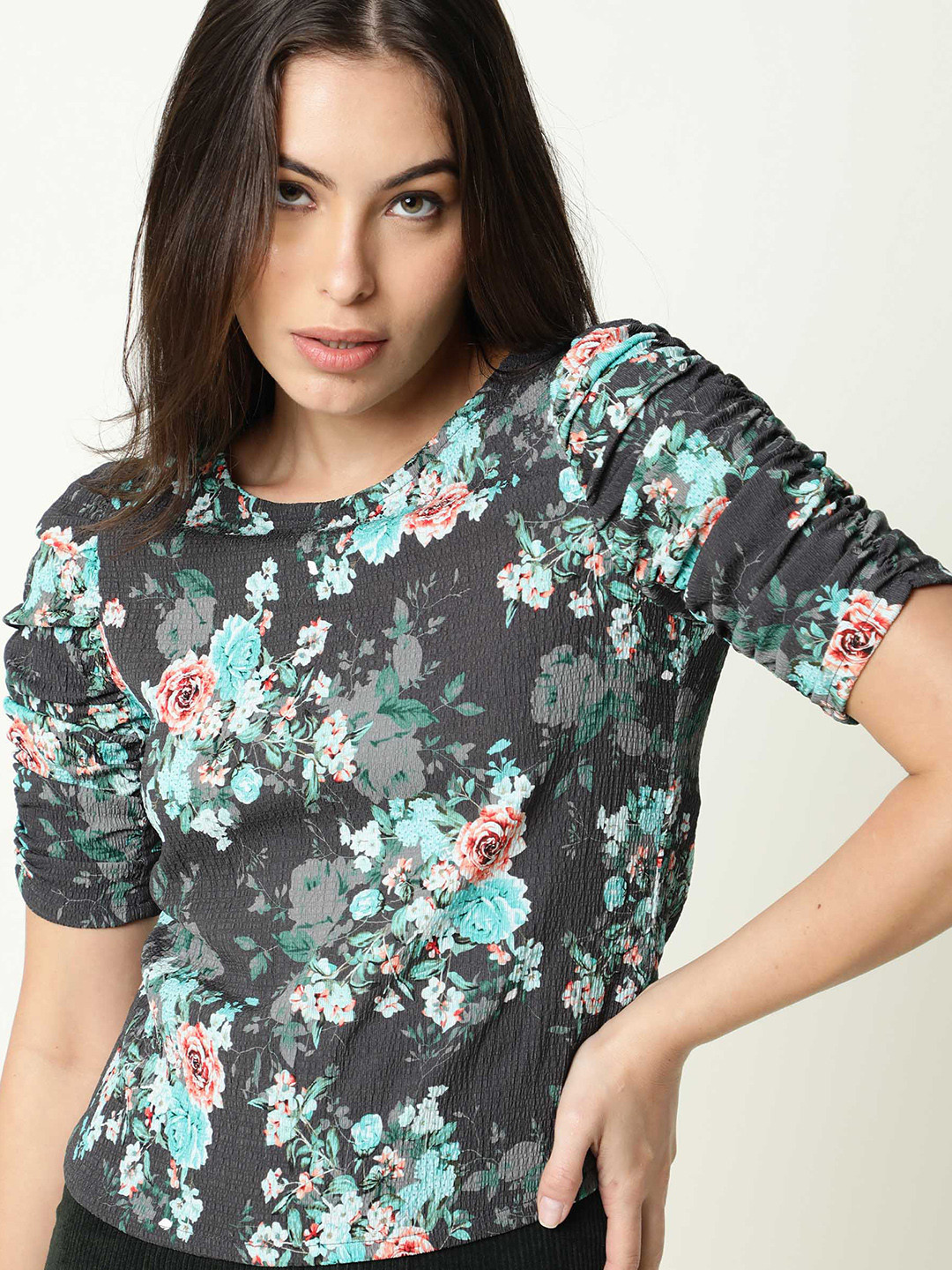 RAREISM Women Grey & Blue Floral Printed Round Neck Top