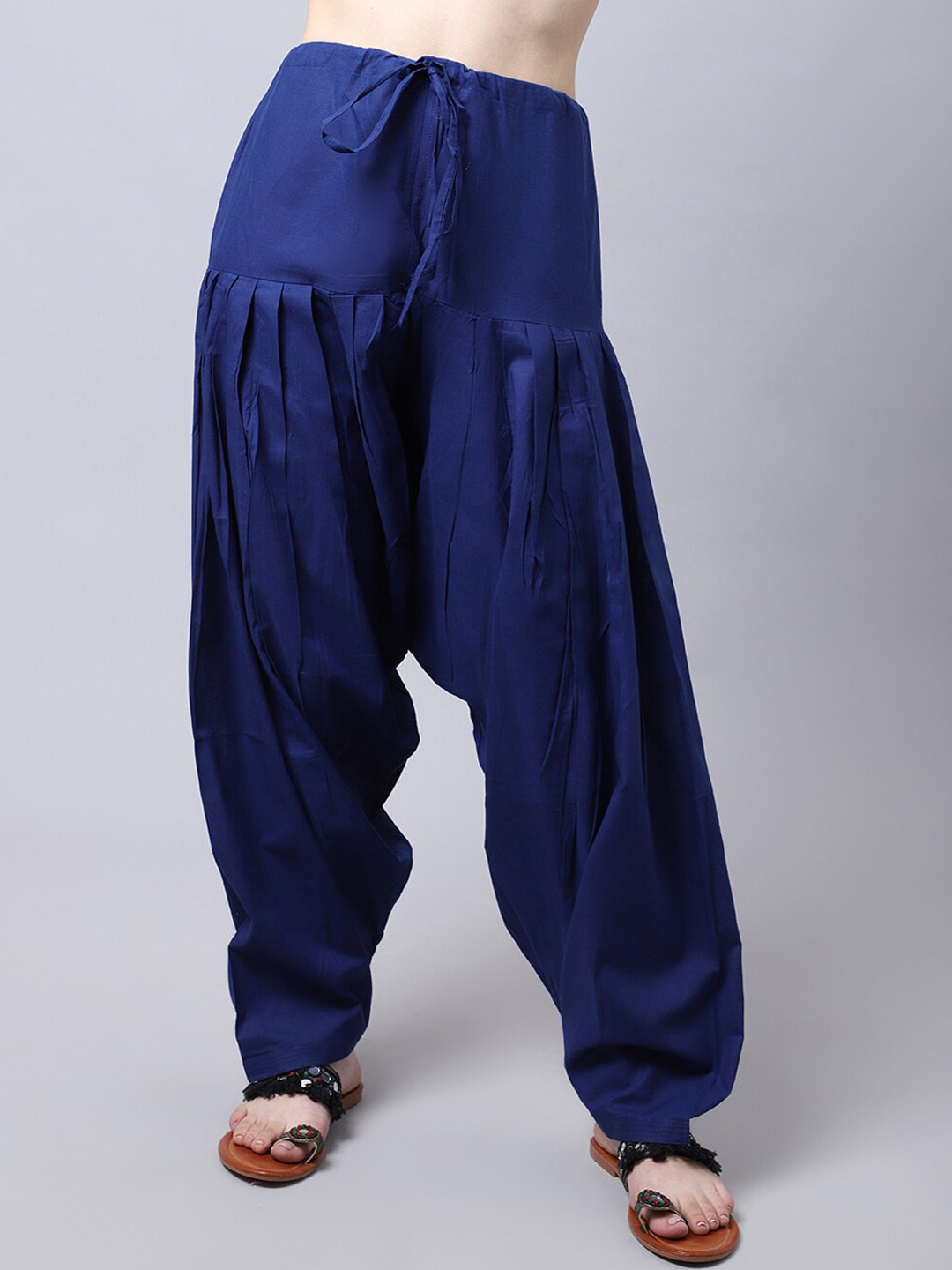 Pistaa Women Blue Solid Pure Cotton Loose-Fit Patiala