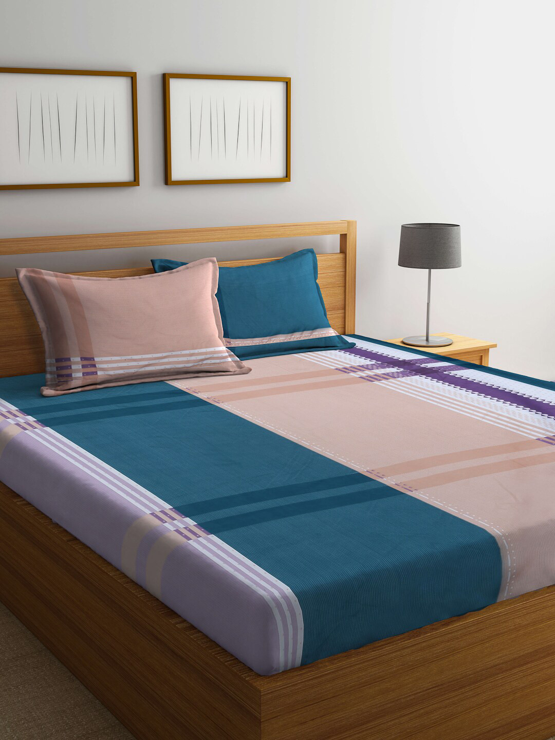 Arrabi Teal Geometric Cotton 300 TC King Fine Bedsheet with 2 Pillow Covers-98 x 85 inches