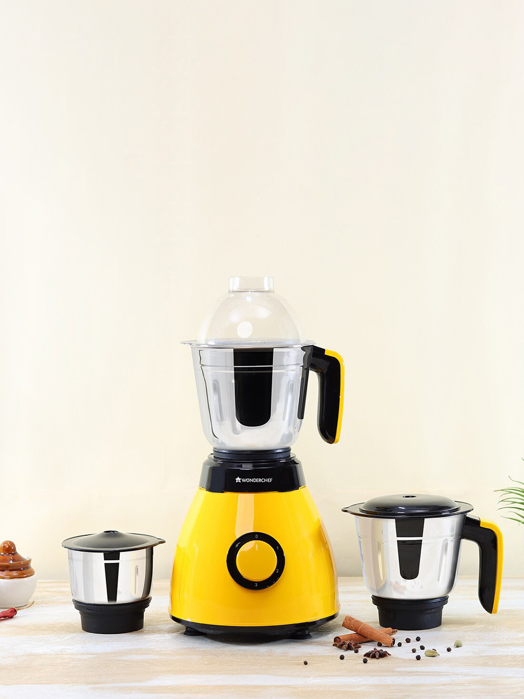 Wonderchef Yellow & Black 600 Watt Vesper Mixer Grinder With 3 Stainless Steel Jars