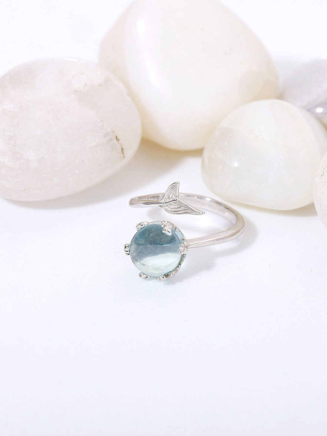 GIVA 925 Sterling Silver-Plated Blue Stone Studded Fish Tail Finger Ring