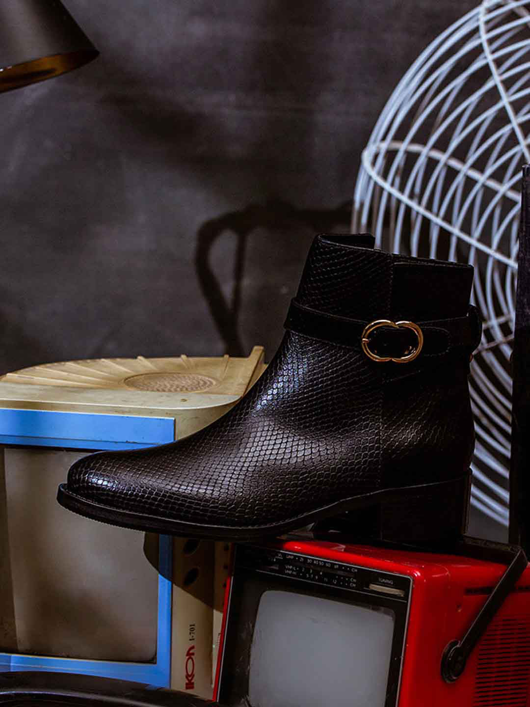 Saint G Black Leather Side Zippers Mid-Top Regular Boots