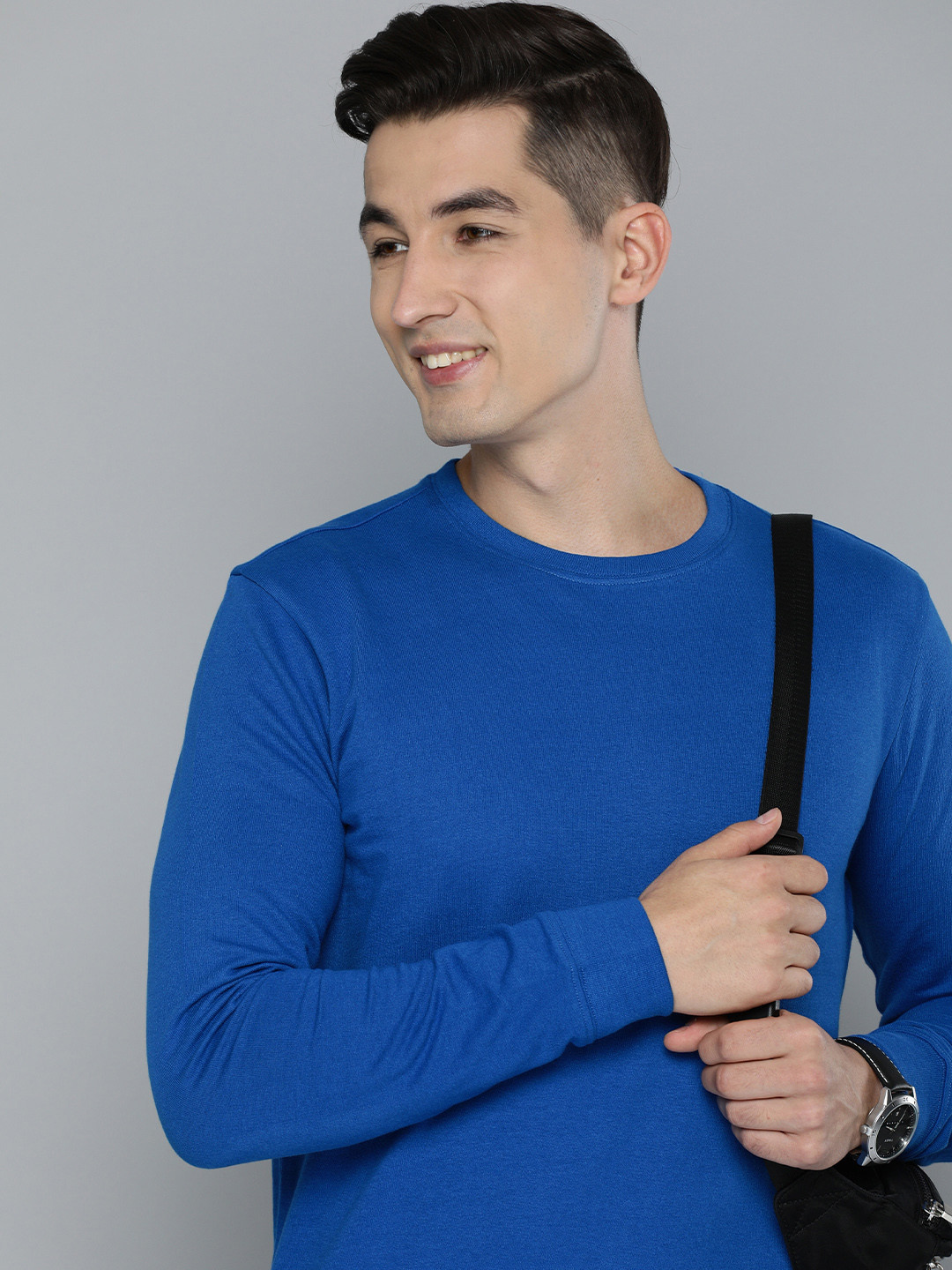 HERE&NOW Men Solid Cotton Sweatshirt