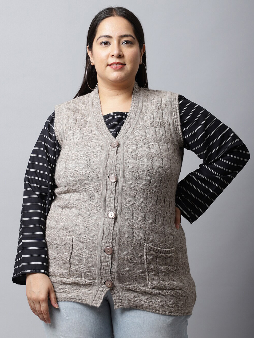 VANYA Plus Size Women Beige Cardigan Sweater