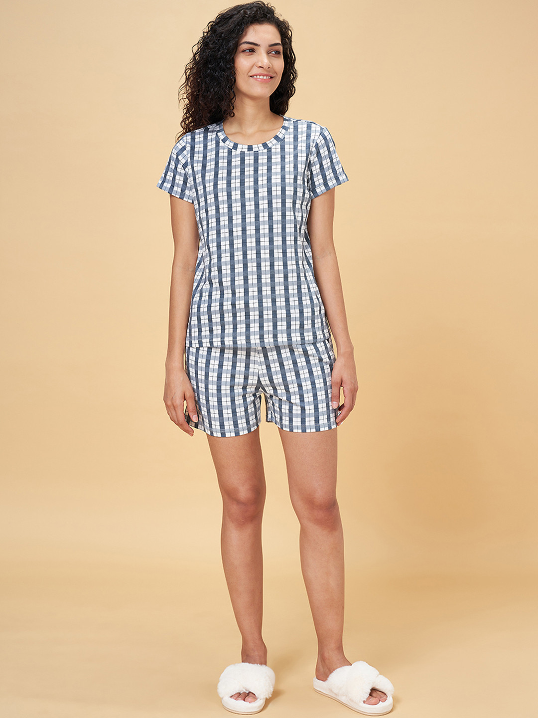 Dreamz by Pantaloons Women White & Grey Checked Night suit