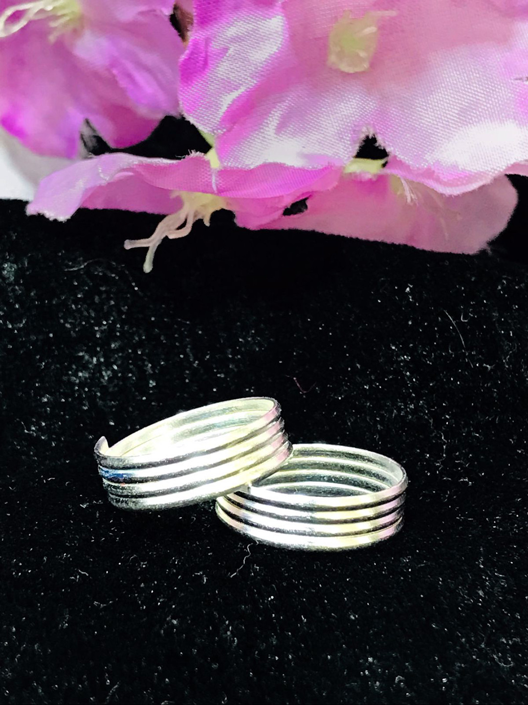 MORKANTH JEWELLERY Set of 2 Oxidised Sliver-Plated Adjustable Toe Ring