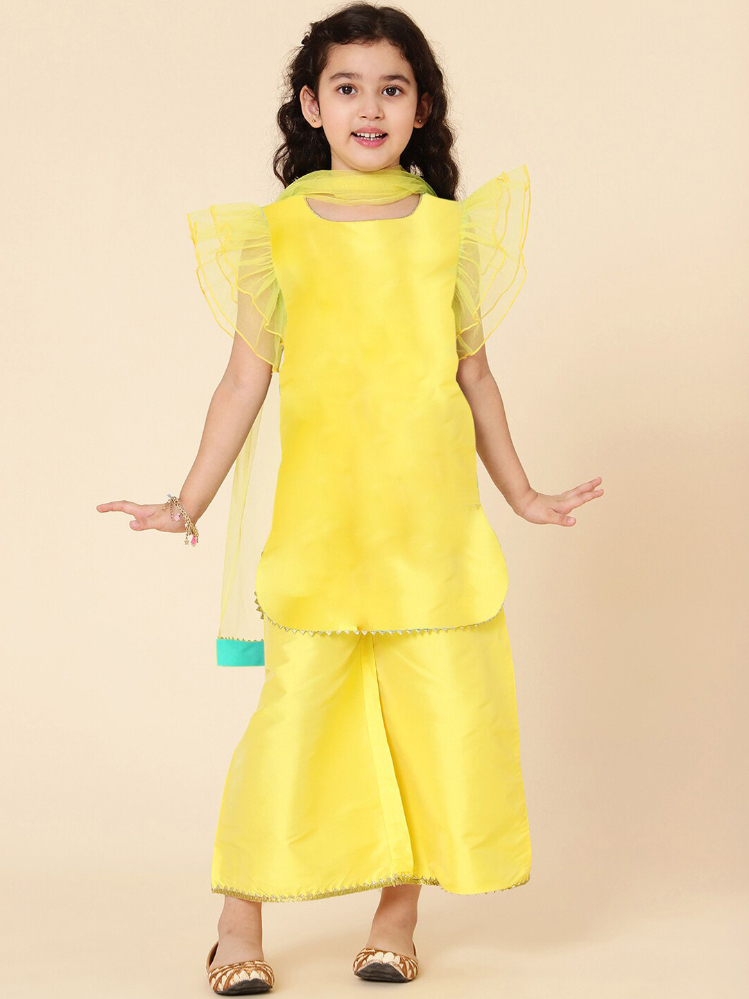 A T U N Girls Yellow Kurti with Palazzos & With Dupatta