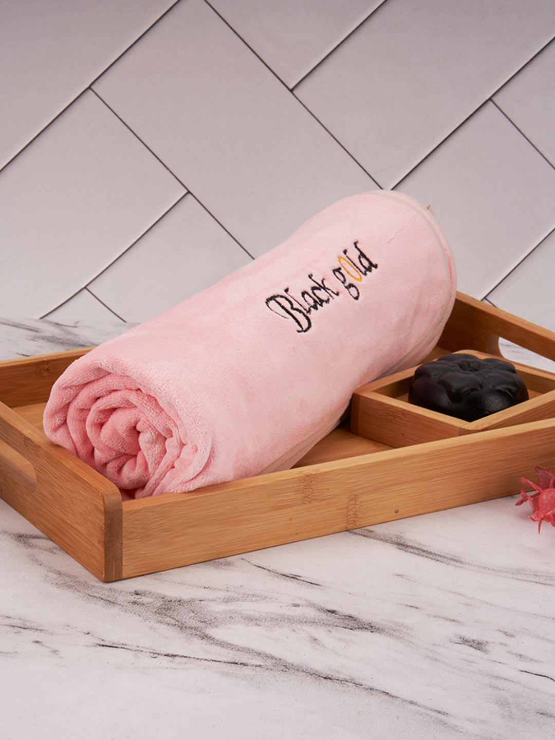 Black gold Set Of 2 Pink Solid 400 GSM Microfiber Bath Towels