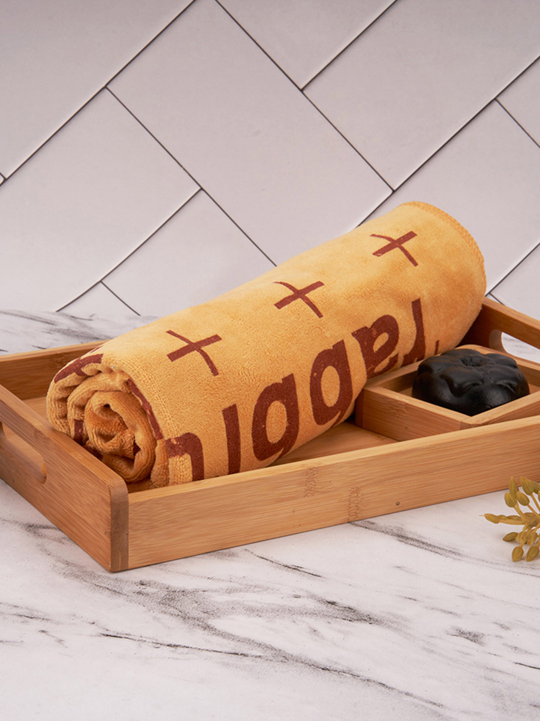 Black gold Yellow Printed 400 GSM Microfiber Bath Towel