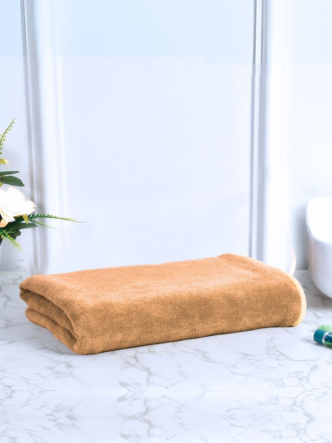 Black gold Beige Solid 400 GSM Microfiber Bath Towel