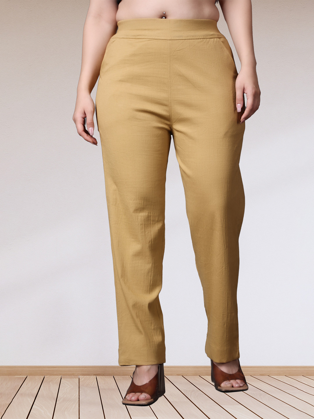 APELLA Women Plus Size Cream-Coloured Solid Cigarette Trouser