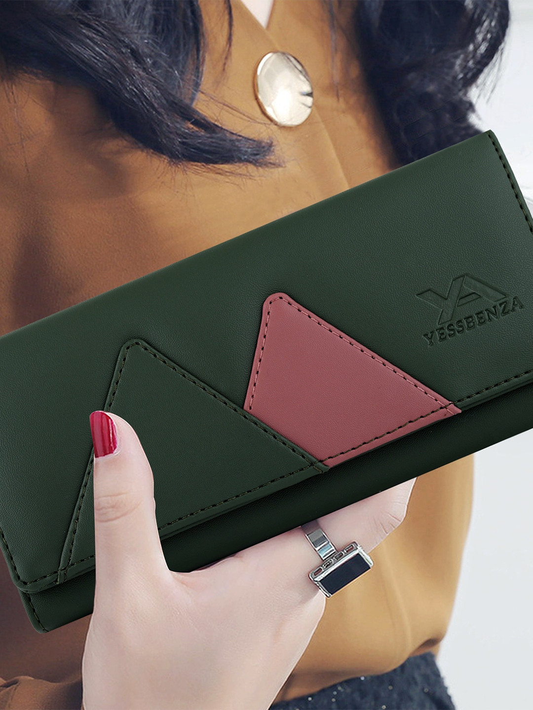 YESSBENZA Green Colourblocked Envelope Clutch