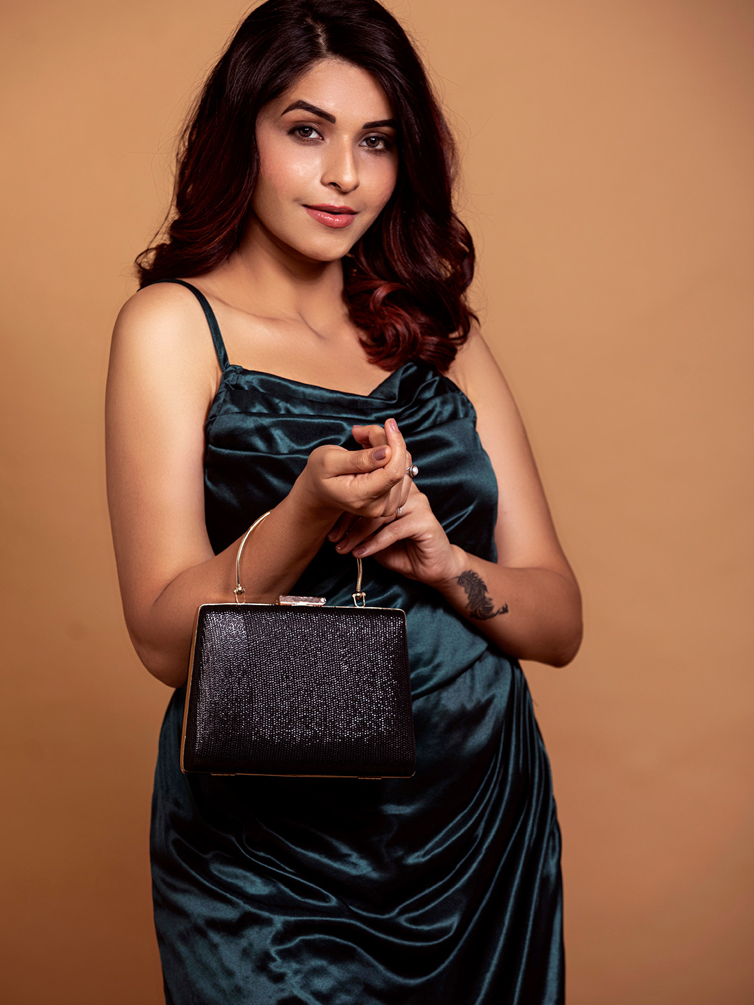 HORRA Black & Gold-Toned Purse Clutch