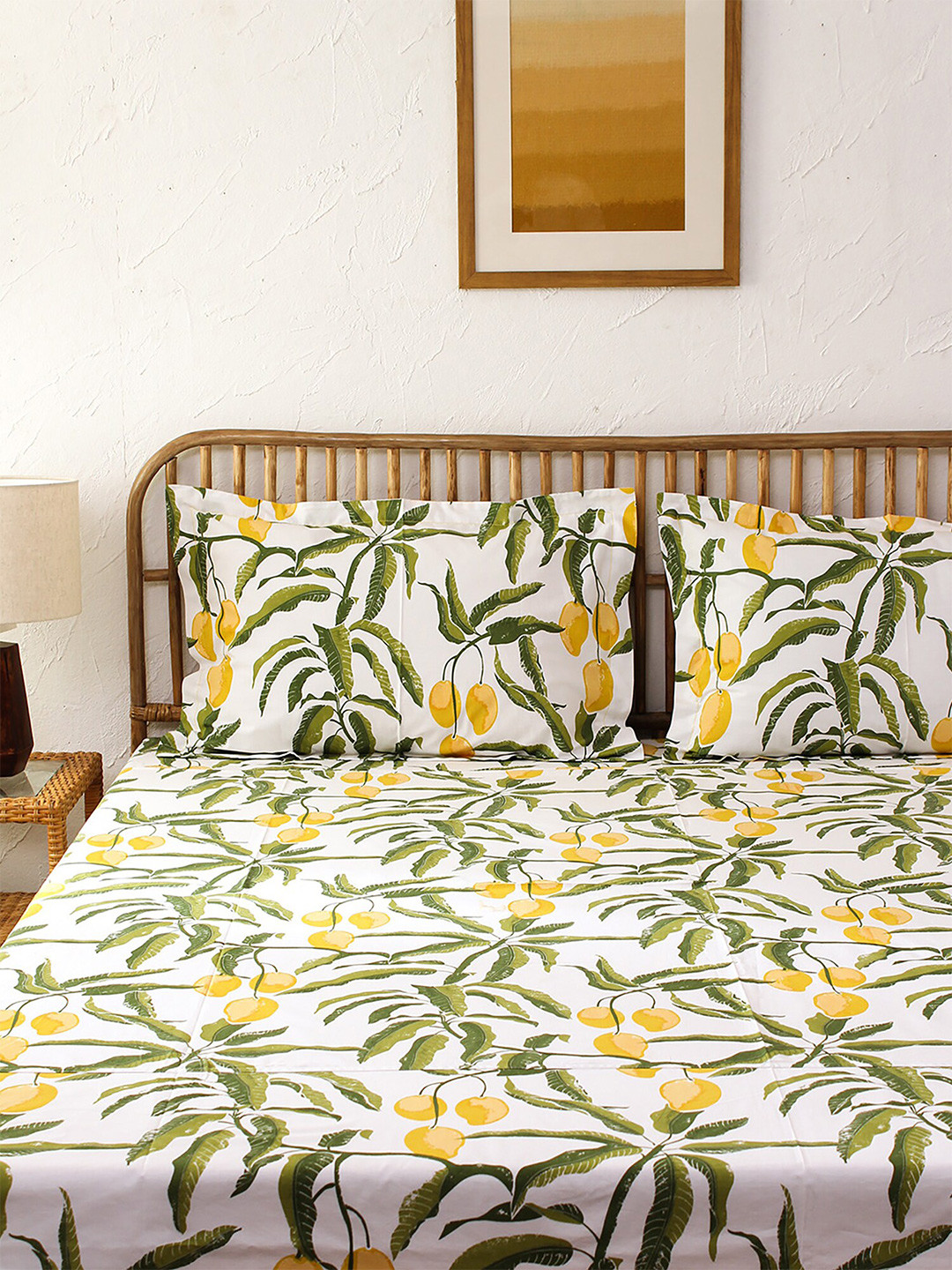 House This White & Green Floral 180 TC Cotton Queen Bedsheet with 2 Pillow Covers