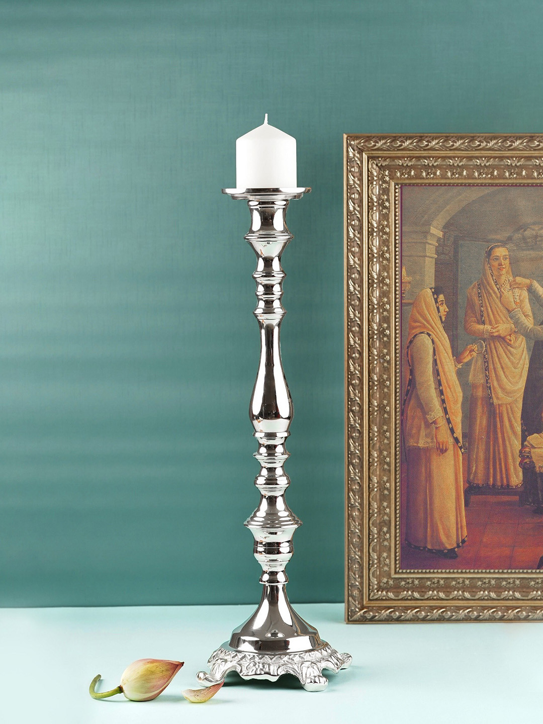 Folkstorys Textured Candle Holder