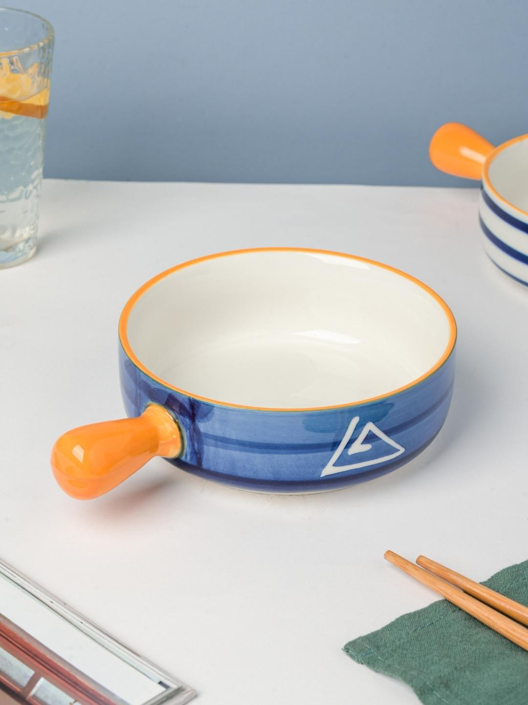 Nestasia Blue & White Microwave safe Printed Ceramic Glossy Snack Bowl With Handle 700 ml