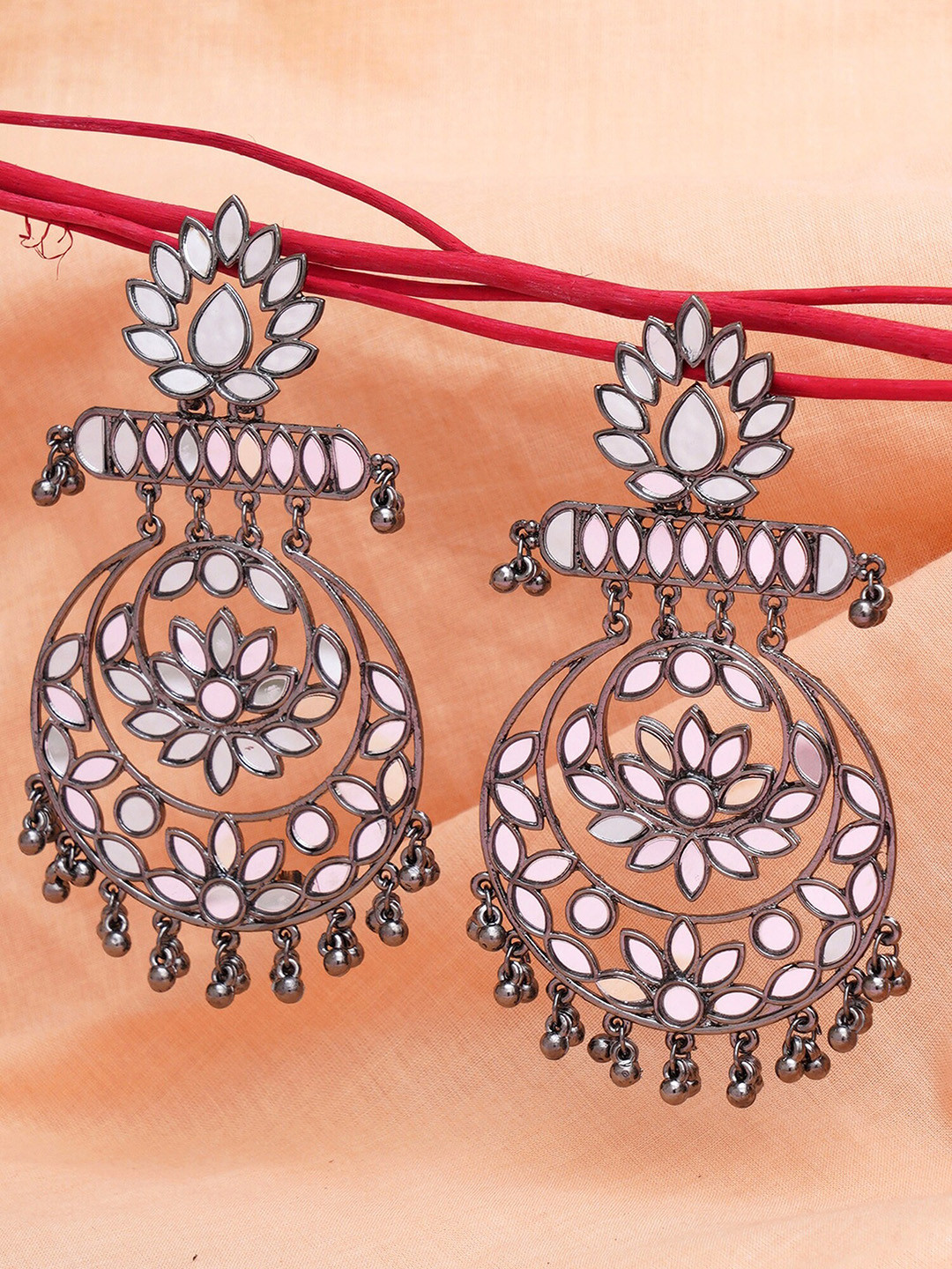 KARATCART Crescent Shaped Chandbalis Earrings