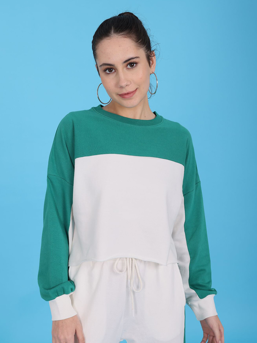 Flying Machine Women Lightweight High Neck Colourblocked Sweatshirt