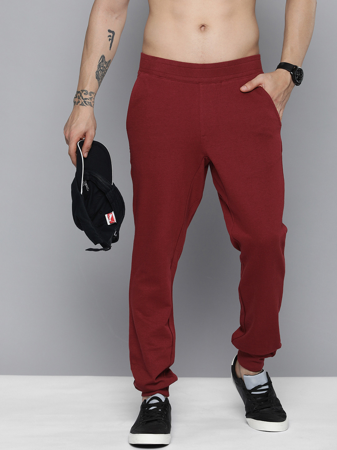 HERE&NOW Men Maroon Solid Knitted Joggers