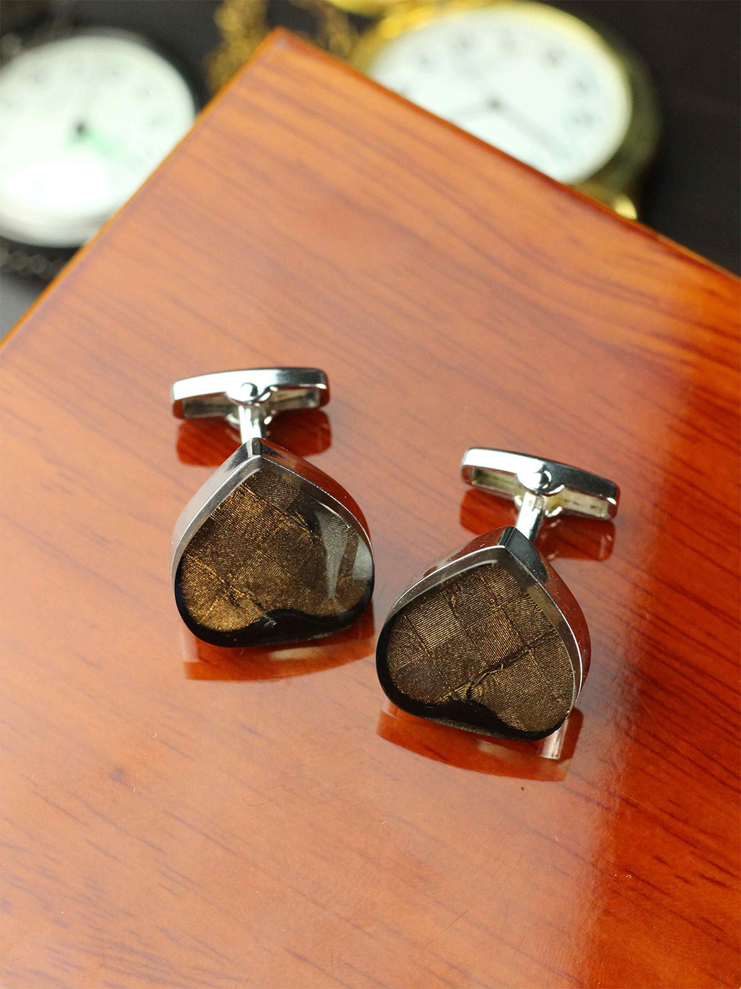 Tossido Men Brass Metal Premium Contemporary Cufflink