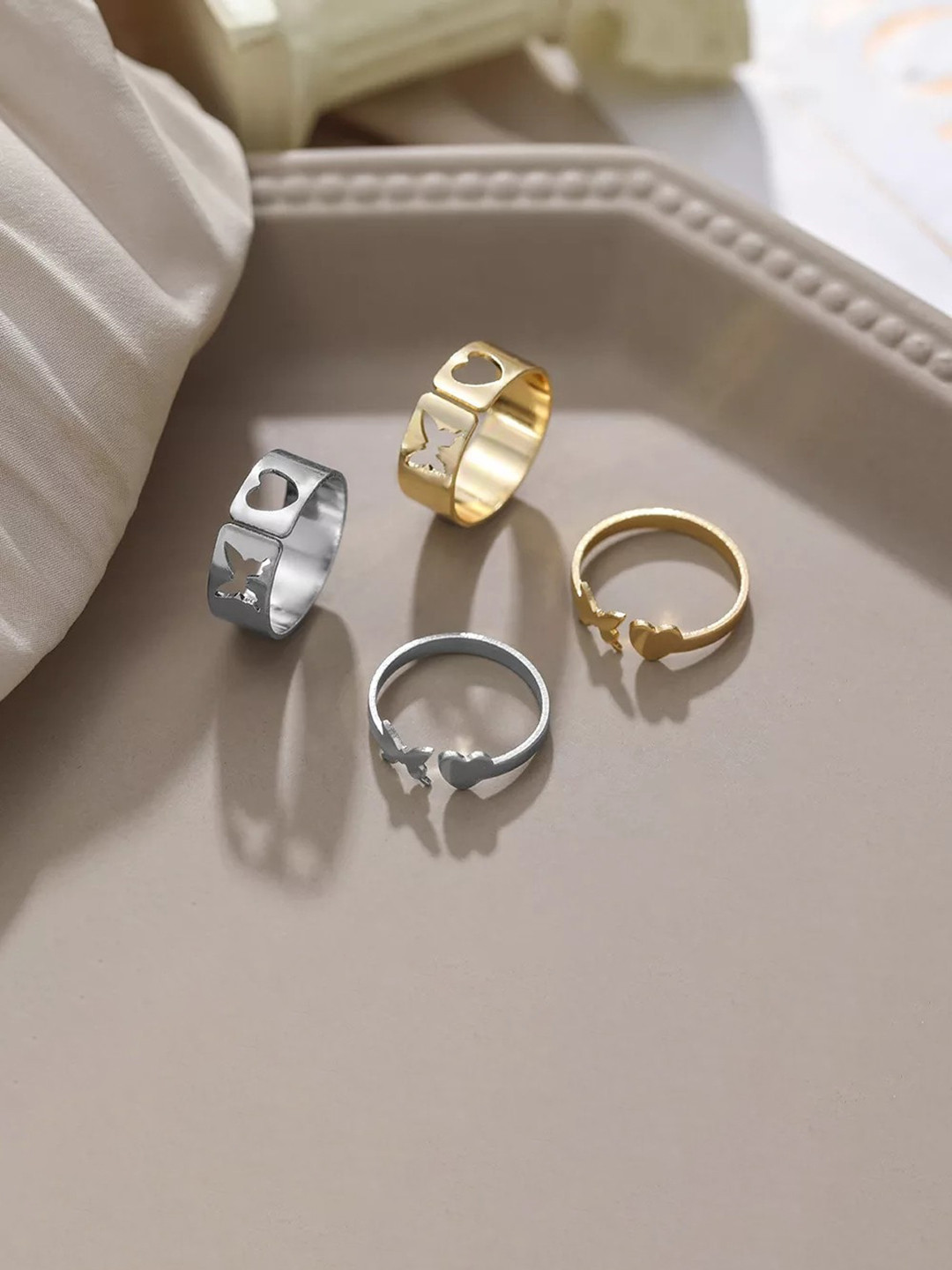 Pinapes Set Of 4 Gold-Plated & Adjustable Finger Ring